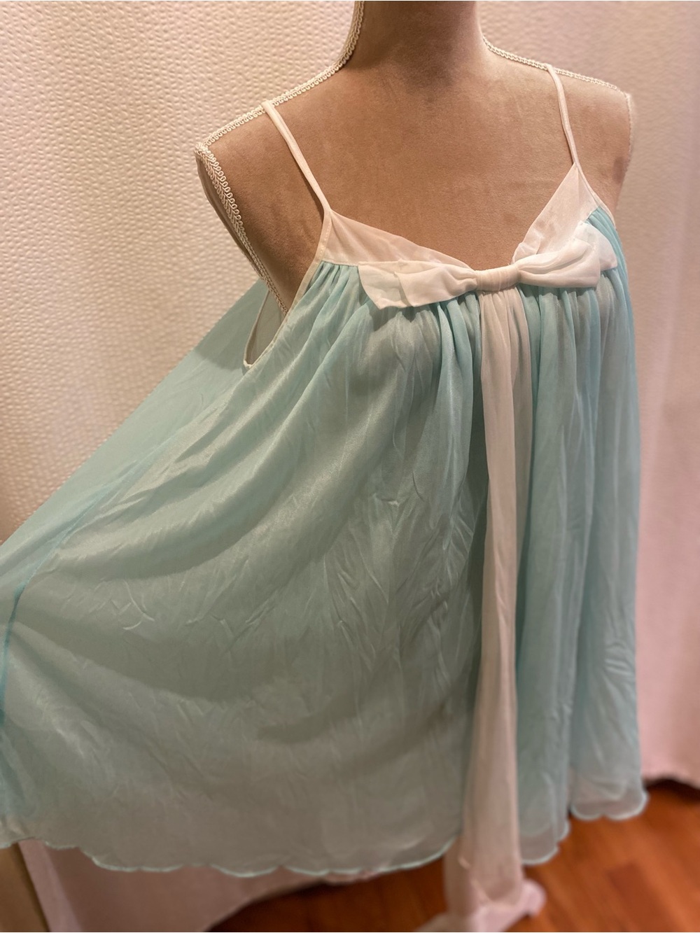 Betsey Johnson Chiffon Nighty - Picture 4 of 8